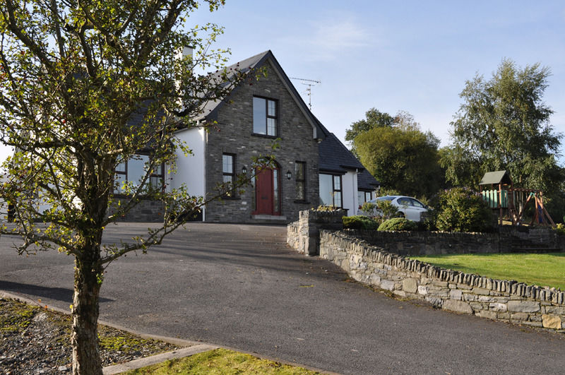 Milltown House Bed & Breakfast Donegal Town ภายนอก รูปภาพ